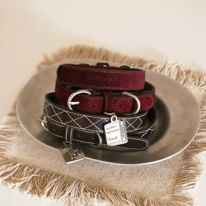 Book Pendant Cowhide Collar Ankora Red