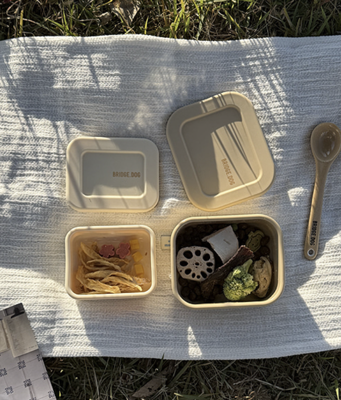 Bridge Dog DOG SI RAK Case BEIGE