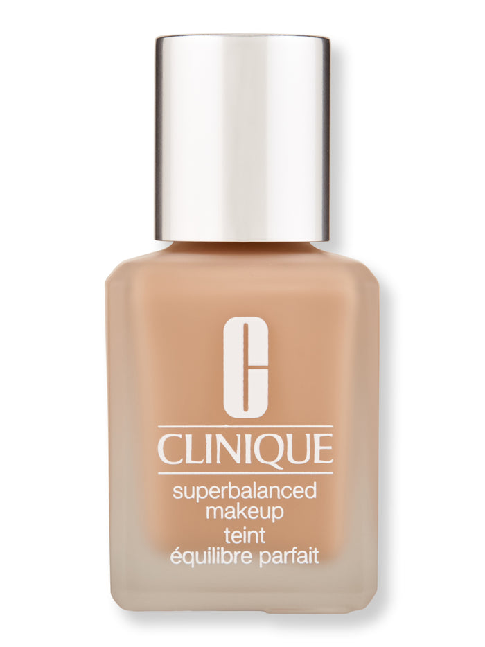 Clinique Superbalanced Makeup